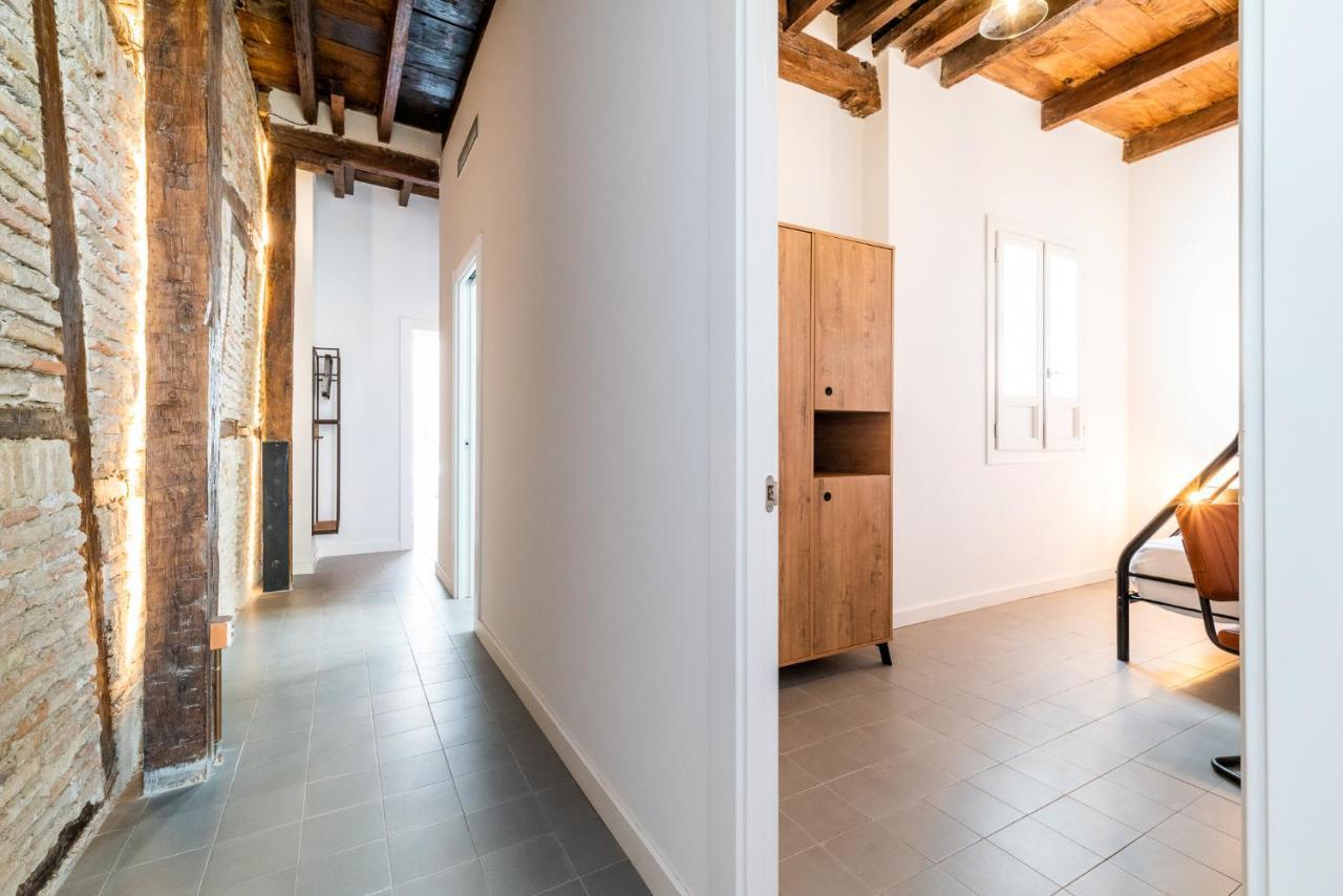 Ma&To Alhondiga Aparts Apartment Granada Ngoại thất bức ảnh