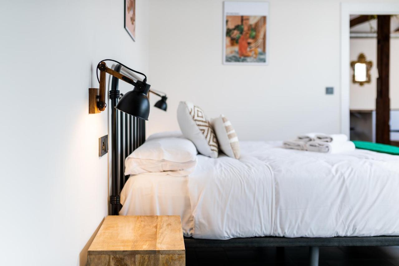 Ma&To Alhondiga Aparts Apartment Granada Ngoại thất bức ảnh